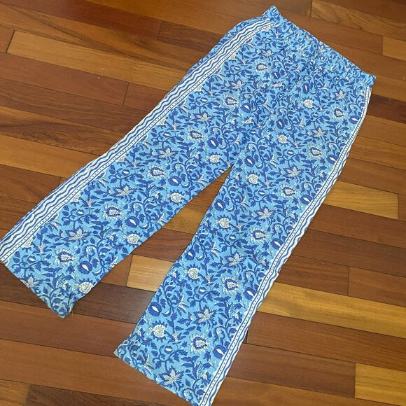 Hester & Orchard Blue Floral Pants Size Medium - Picture 1 of 7